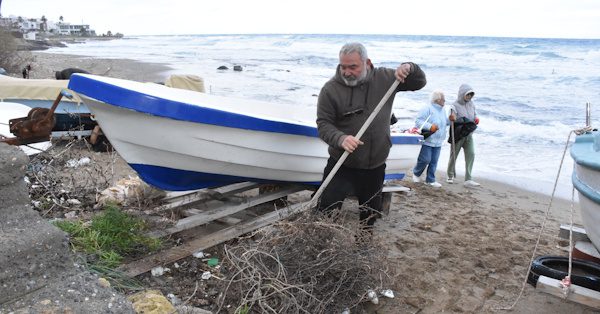 TRNC Beach Cleaning Conducted in Karaoğlanoğlu 1